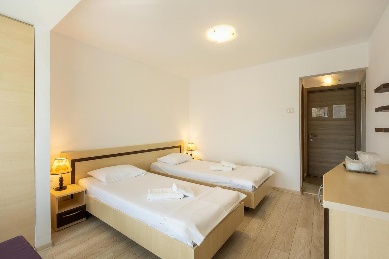 Hotel Venus 马马亚 外观 照片